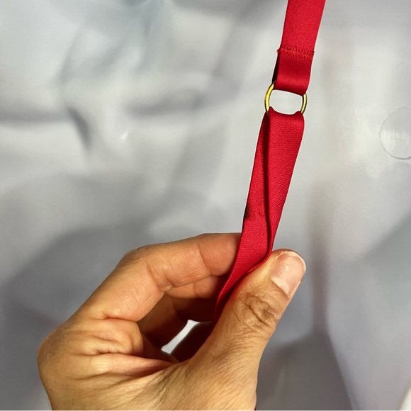 Victoria’s Secret Very Sexy Push-Up Red Bra, 36B - Picture 10 of 14